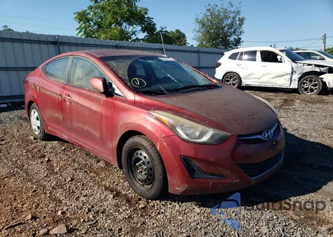 2016 Hyundai Elantra Se z USA, uszkodzony, nr VIN 5NPDH4AE3GH731790